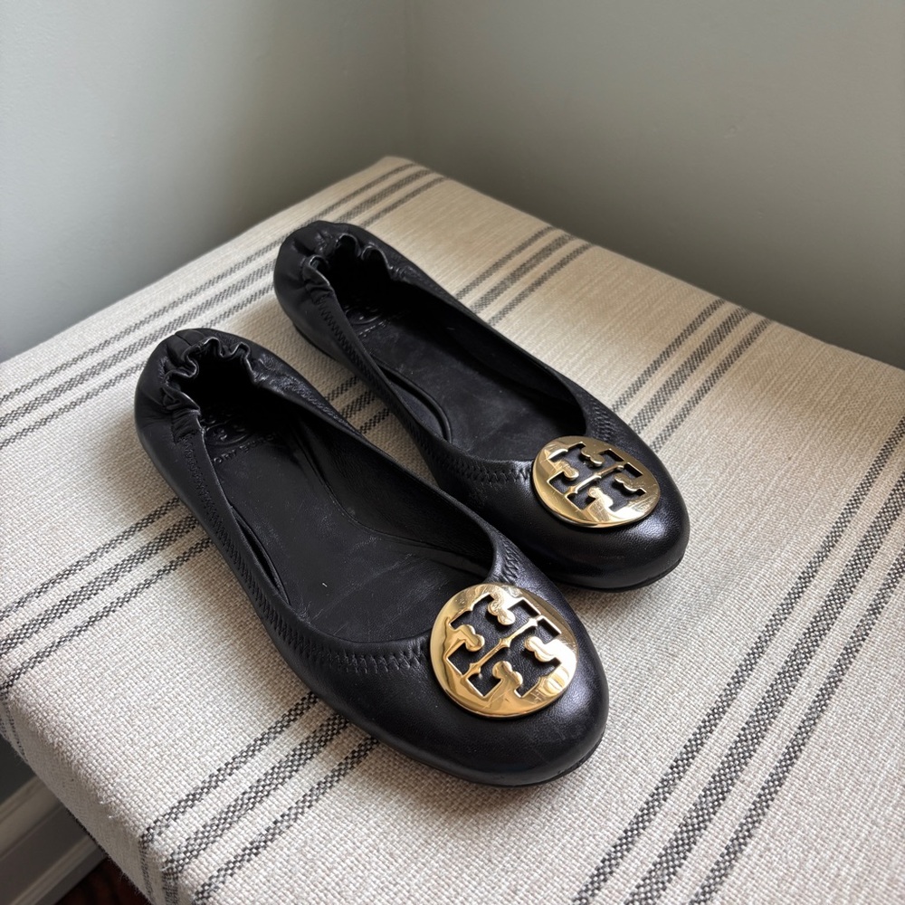 Tory Burch Minnie Black and Gold Loafers Size 8m